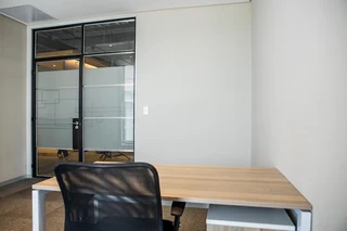 MEETING ROOMS AND SERVICED OFFICES FROM R1100/day excl. VAT