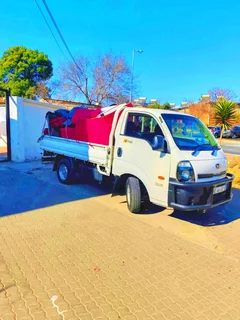 We Specialise In Removals And Delivery Service Around Cape Town 24/7