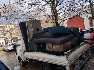 WE SPECIALISE IN REMOVALS AND DELIVERY SERVICE AROUND CAPE TOWN 24/7