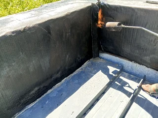 Waterproofing torch on