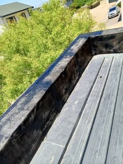 Waterproofing torch on