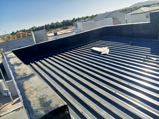 Waterproofing torch on