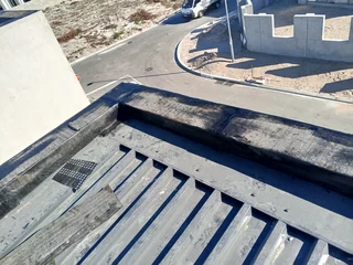 Waterproofing torch on