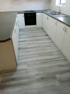 Vinyl and laminated flooring