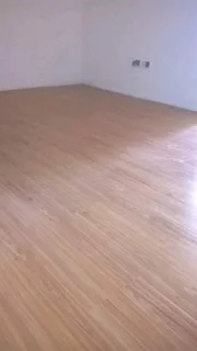 Vinyl and laminated flooring