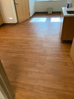 Vinyl and laminated flooring