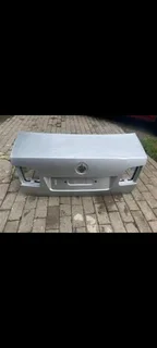 Polo Vivo sedan boot lid