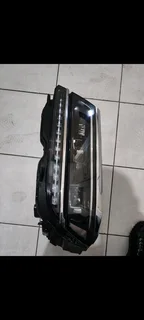 Vw tiguan headlight