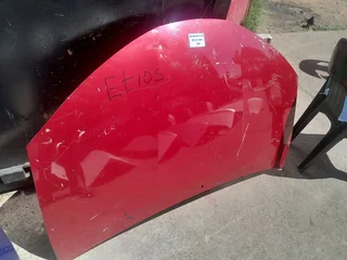 Toyota Etios bonnet