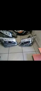 Mercedes V.Class headlights