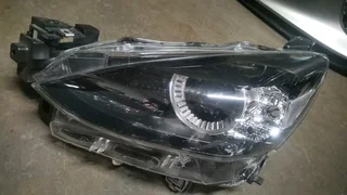 Mazda 2 led headlight