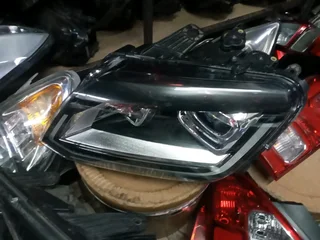 VW Amarok headlight