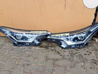 Toyota CHR headlights
