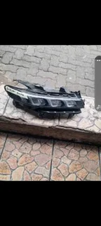 Suzuki Fronx headlights