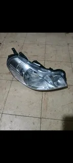 Suzuki Sx4 headlight 1400