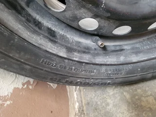 185 60 15 tyres