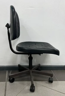 Office chair - REF STOCK NO 4198 Now selling for only R 250.00