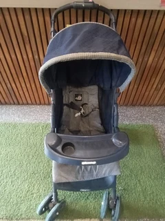 Graco 2-in-1 Stroller Ref Stock No 3188 Price Only R350.00 stroller