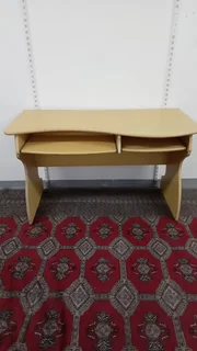 Home Office Computer Desk- Ref Stock No 1756 Now Selling For Only R 400.00