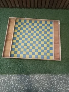 Wooden Display Game board Ref Stock No 3240 Price Only R200 less 50%&#61;R100