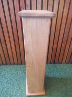 Wooden CD Rack Ref Stock No 3299 Price Only R75.00 Whatsapp No: 079 011 7918