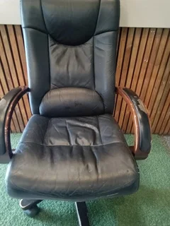 Office Chair Ref Stock No 3315 Price Only R 450.00 Whatsapp No: 079 011 7918