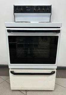 Defy Stove - Ref Stock No 4424 Now Selling For Only R 1500.00 Whatsapp No: 072 179 4070