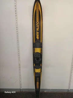 Cut ’n Jump 200ss Water Skis -  Stock No 1971 Now Selling For Only R250.00 Whatsapp No: 0790111136