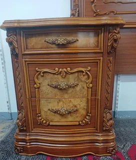 King Size Bedroom Furniture Set - REF STOCK NO 1980 Now selling for only R4000.00 Whatsapp NO: 079 0