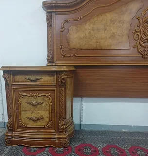 King Size Bedroom Furniture Set - REF STOCK NO 1980 Now selling for only R4000.00 Whatsapp NO: 079 0