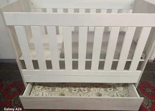 Baby Cot - REF STOCK NO 2018 Now selling for only R1500.00 Whatsapp NO: 079 011 1136