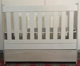 Baby Cot - Ref Stock No 2018 Now Selling For Only R1500.00 Whatsapp No: 079 011 1136