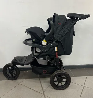 Chelino 2in1 travel system- REF STOCK NO 4461 Now selling for only R2500.00 Whatsapp No: 072 179 407