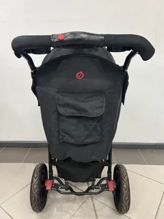 Chelino 2in1 travel system- REF STOCK NO 4461 Now selling for only R2500.00 Whatsapp No: 072 179 407