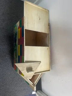 Kids Storage box - REF STOCK NO 4466 Now selling for only R 200.00 Whatsapp No: 072 179 4070