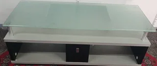 TV stand - REF STOCK NO 2023 Now selling for only R900.00 Whatsapp NO: 079 011 1136