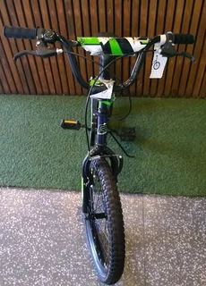 Raleigh bicycle Ref Stock No 3411 Price Only R 1000.00 Whatsapp No: 079 011 7918