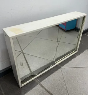 Bathroom Cabinet - Ref Stock No 4484 Now Selling For Only R150.00 Whatsapp No: 072 179 4070