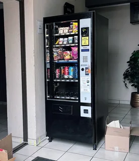 Azkoyen Palma Hz70 Combination Vending Machine