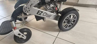 ELECTRIC WHEELCHAIR