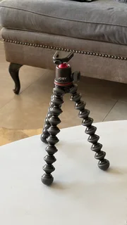 Canon EOS 250D Creator Bundle - Camera &#43; Tripod &#43; Capture Card