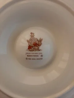 Bunnykins Egg Cup (Royal Doulton)