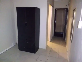 Modern 1-Bed Flat in Central Location – Perfect for Young Professional