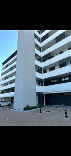 Room to Rent in beautiful apartment.