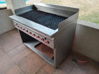 GAS GRILLER ANVIL – 10 BURNER RADIANT