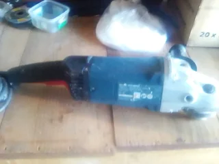 Bosch GWS2000 Professional Angle Grinder
