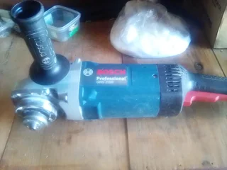 Bosch GWS2000 Professional Angle Grinder