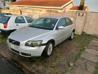 Stripping for spares Volvo S40 2.4