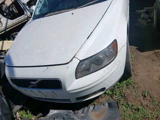 Stripping for spares Volvo S40 2.0D