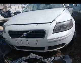 Stripping for spares Volvo S40 2.0D